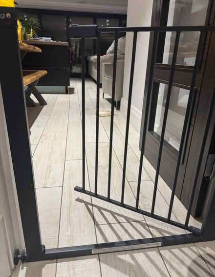 Photo of free Safety Gate (SL2) #1