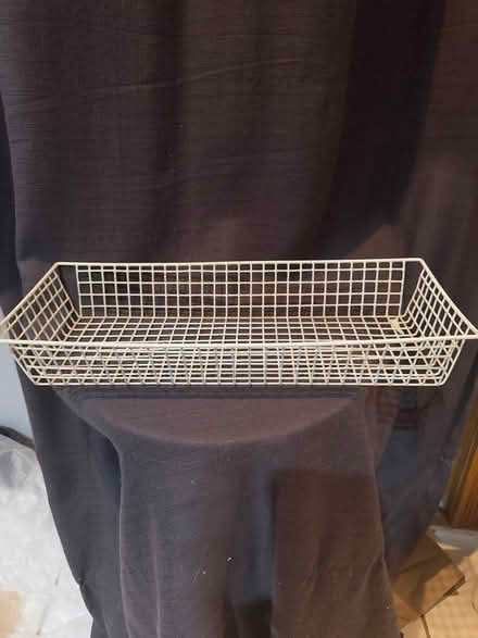 Photo of free Wire basket (Stuyvesant Heights) #1