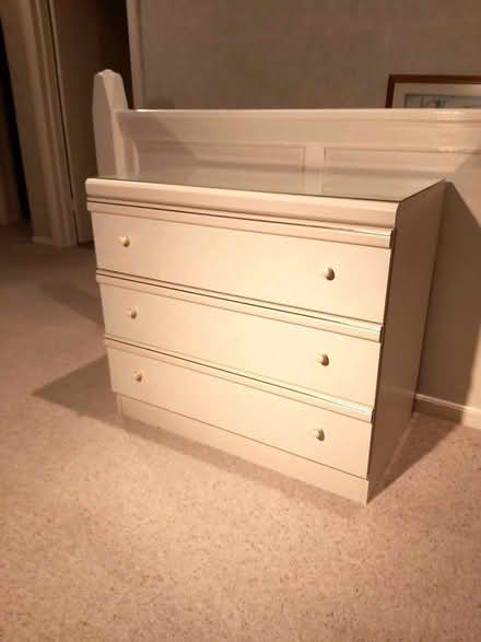 Photo of free Chest of drawers (Northwood HA6) #1