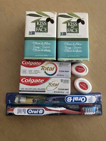 Photo of free soap, toothpaste etc (NoHo 10012) #1
