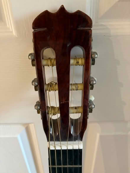 Photo of free Guitar (EH16, Liberton) #4