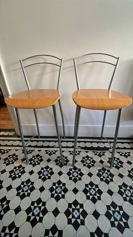 Photo of free Bar counter stool (Ealing common W5) #1