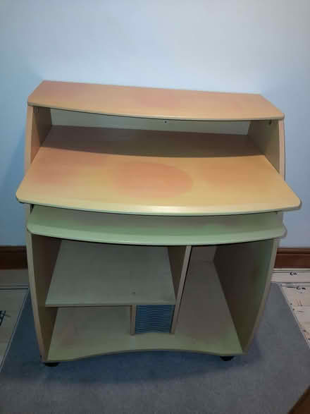 Photo of free Computer Desk Size W75cm x H90cm x D50cm Wood Effect (PL13) #3