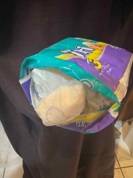 Photo of free Diapers for toddlers (Stuyvesant Heights) #2