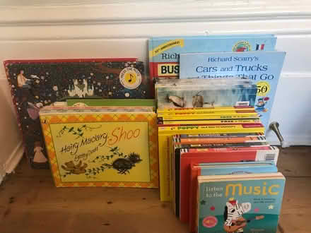 Photo of free Lovely kids picture books bundle (N4 Finsbury Park Road) #1