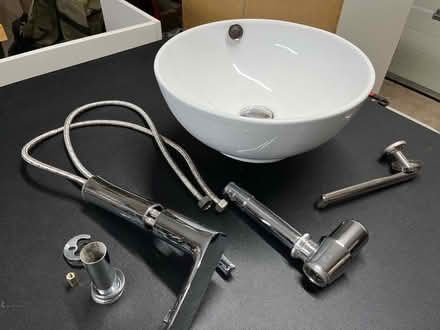 Photo of free Washbasin, tap and small towel rail (Harrogate HG2) #1