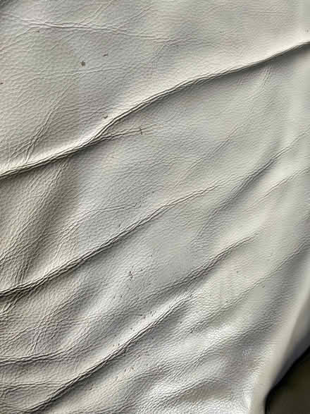 Photo of free Leather sofa recliner 3 seater (Basildon, Essex) #4