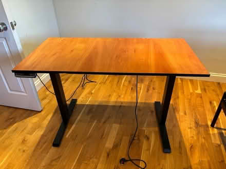 Photo of free Electric standing desk (Putney SW15) #1