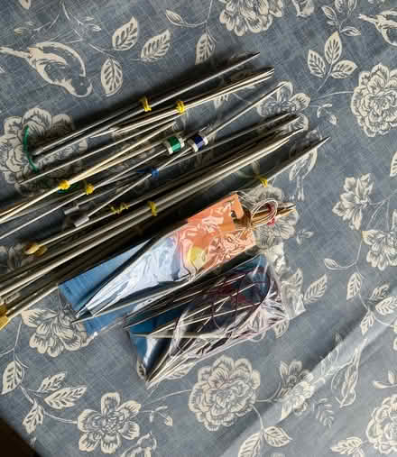Photo of free Knitting needles (RG4) #1