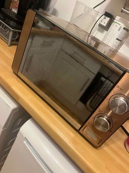 Photo of free Microwave (Kilburn DE56) #1