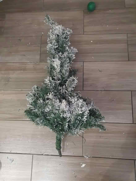 Photo of free 7ft fake snow christmas tree (Woolton L25) #4