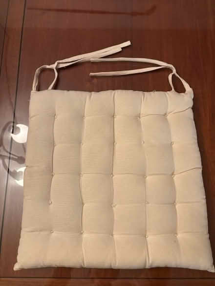 Photo of free Beige Seat Cushions (6) (Willow Glen) #2