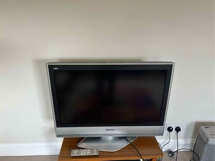 Photo of free Panasonic 32 inch TV (Chiswick W4) #1