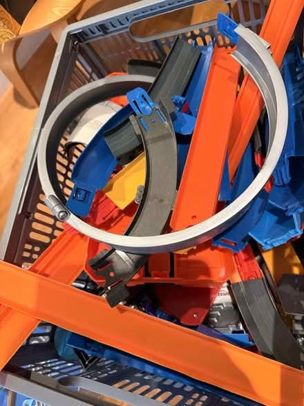 Photo of free Hotwheels tracks (Dean Court OX2) #1