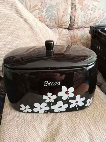 Photo of free China Bread bin (CT17) #1