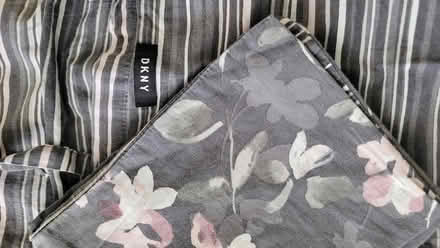 Photo of free King size DKNY duvet cover (Hornchurch RM12) #1