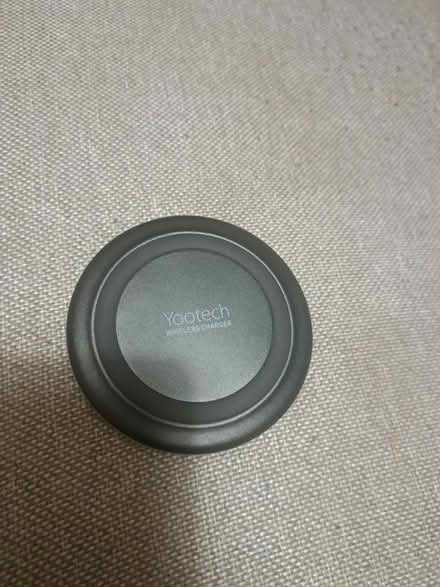 Photo of free Yootech wireless charger (W45sb) #2