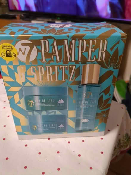 Photo of free Toiletries (MK42) #1