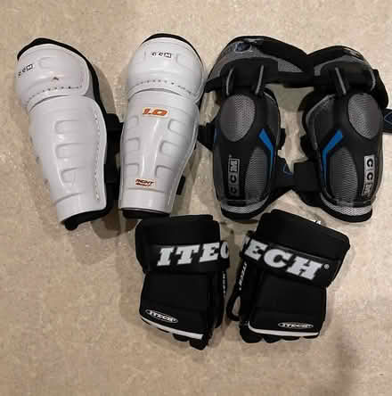 Photo of free Youth Hockey Equipment (West Rockville) #1