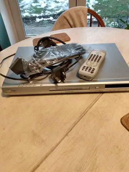 Photo of free DVD player with scart (Moortown LS6) #1