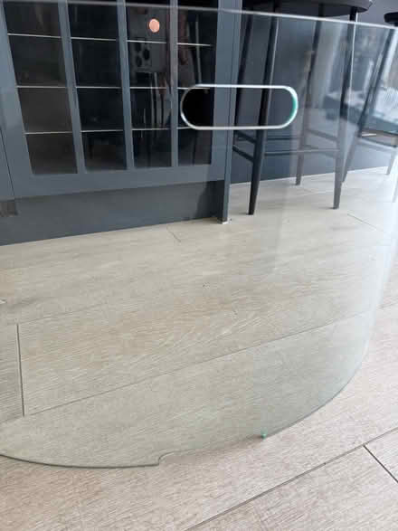 Photo of free Curved glass fire guard (Barnes SW13) #1
