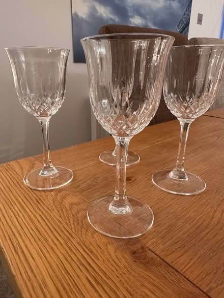 Photo of free 4 wine glasses (Middleton LA3) #1