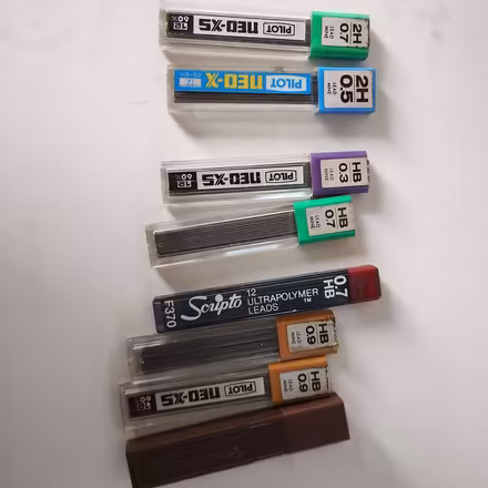 Photo of free Pencil Leads for Mechanical Pencils (Rayleigh SS6) #2