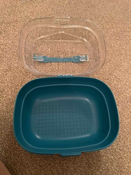 Photo of free Small pet carrier (Mountsorrel) #3
