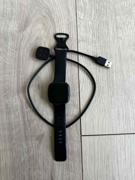 Photo of free Fitbit Versa (DA15 Sidcup) #1