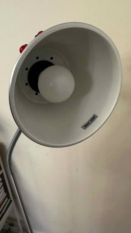 Photo of free Lamp (DA15 Sidcup) #4