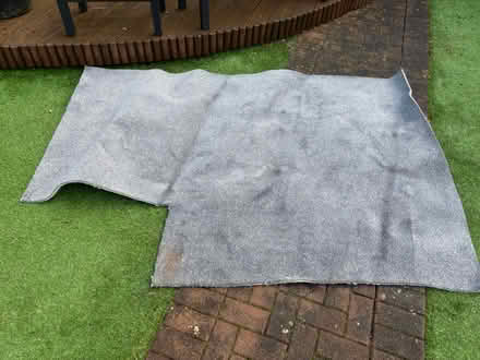 Photo of free Grey carpet offcut (Bracknell RG12) #1