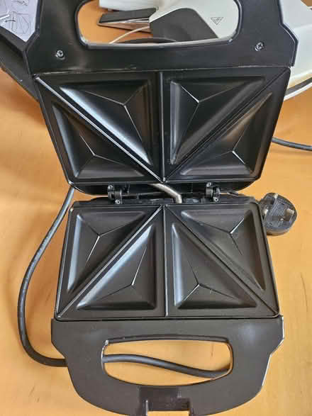 Photo of free Toasted sandwich maker (HA7) #2
