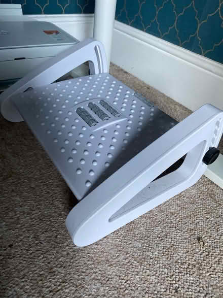 Photo of free Adjustable office foot rest (TQ2) #1