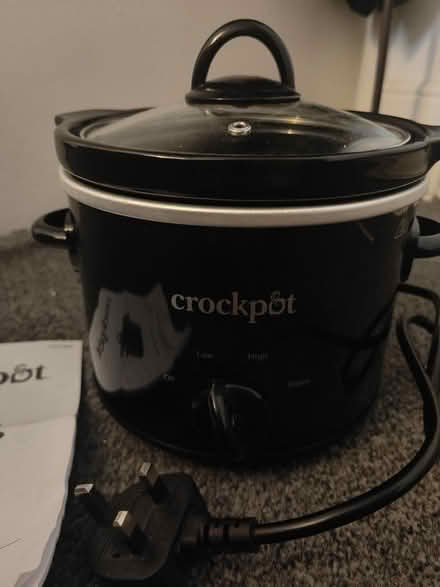 Photo of free Crockpot 1.8L (CO2 Colchester) #2