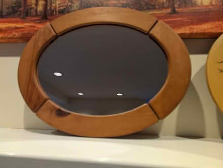 Photo of free Small oval mirror (Barkhamsted) #1