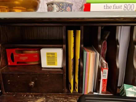 Photo of free Bureau/desk painted grey with shading, very pretty. (Seal TN15) #4