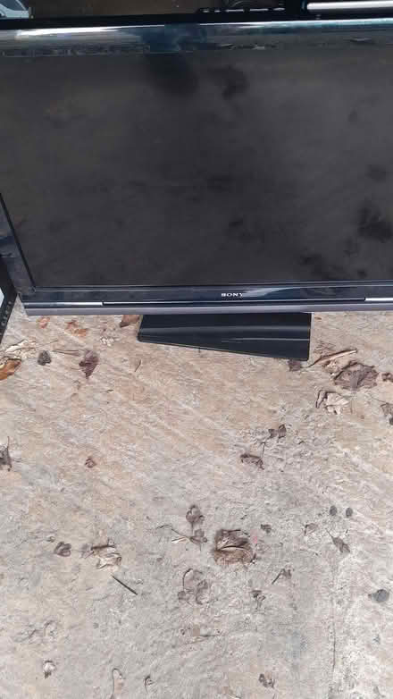 Photo of free TV (Wildridings RG12) #1