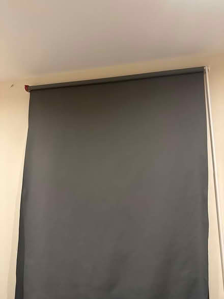 Photo of free 5 Grey/ White Greyish Blinds (C04) #3