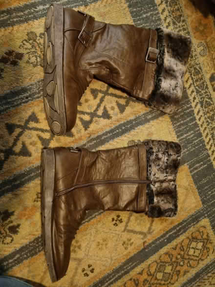 Photo of free Size 8 (BN3) #1