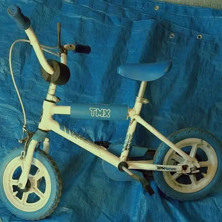 Photo of free Child's bike, age 3-5, needs painting (Shirley B90) #1
