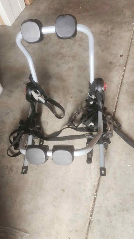 Photo of free Yakima Adjustable Bike Rack for Car (San Mateo near Hillsdale/101) #2