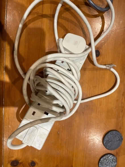 Photo of free 4 sockets extension lead (Stoke Newington N16) #1