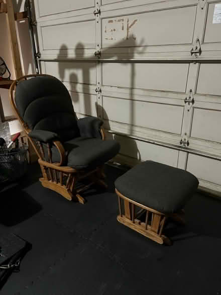 Photo of free Nursery glider and ottoman - nice (San Ramon) #2