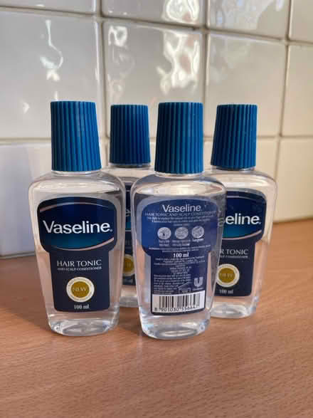 Photo of free Vaseline hair tonic (Canon pyon) #1