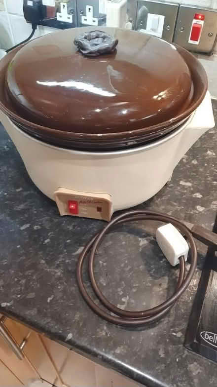 Photo of free Slow cooker (Southdown AL5) #1
