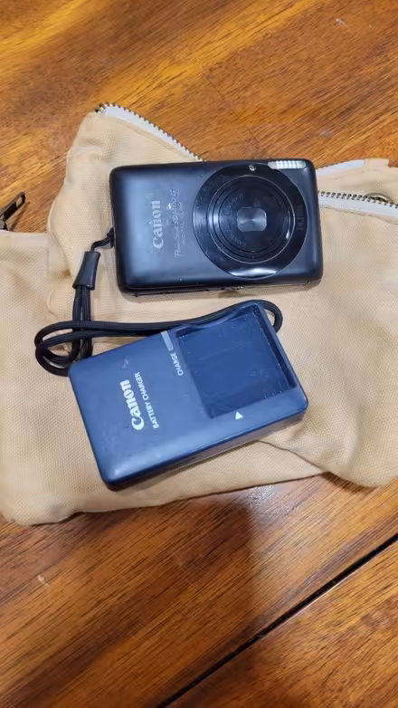Photo of free Point & shoot camera (Aberdeen by train station) #1