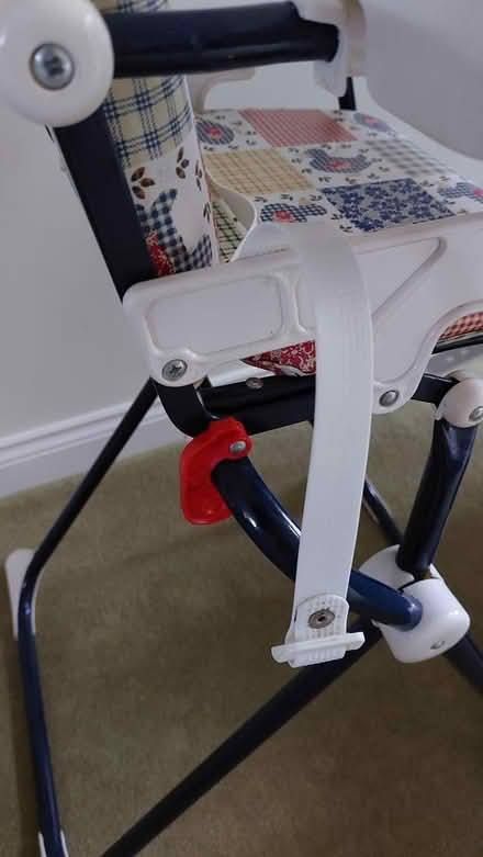 Photo of free Baby High Chair (LE17 : Frolesworth) #3