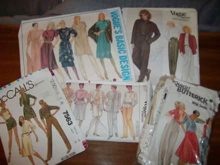 Photo of free 5 dressmaking patterns from the 1980's - some unused (Great Moor SK2) #1