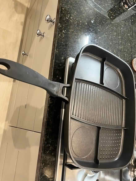 Photo of free All-in-one non-stick pan, hardly used (Amersham HP7) #1