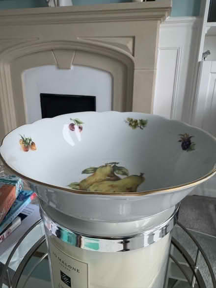 Photo of free Glasses, bowl & paperweight (Penge BR3) #3